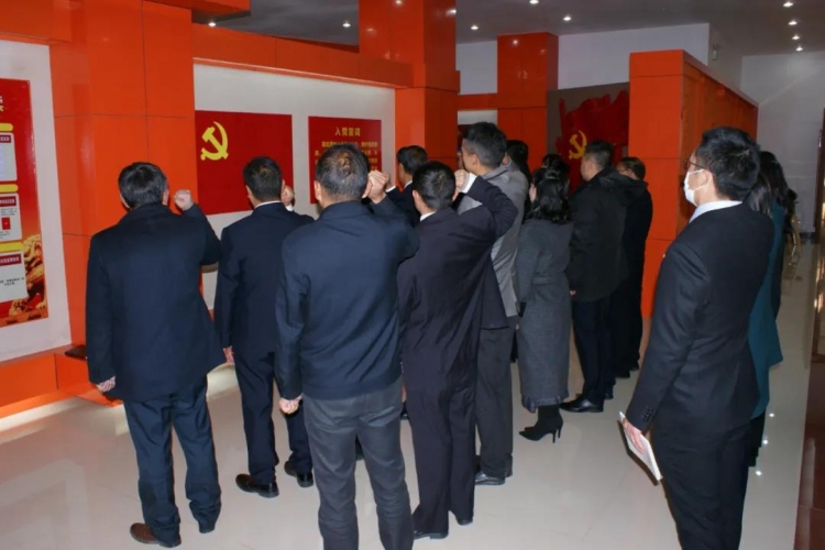 开展警示教育 筑牢廉洁堤坝  丽江市纪检监察机关组织开展警示教育系列活动