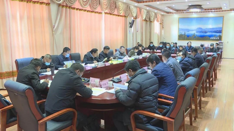 黎建勇主持召开全县项目工作推进会
