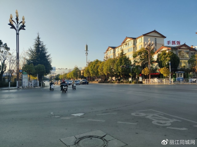 丽江纯电动汽车一千多台多为网约车，个人买纯电汽车不到10% (7).jpg