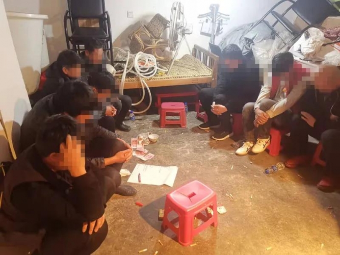 两天内 永胜县公安局抓获三起赌博案件1.jpg