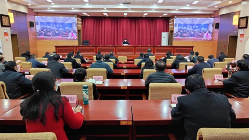 丽江市疫情防控工作领导小组召开会议强调：坚决打好今冬明春疫情防控阻击战