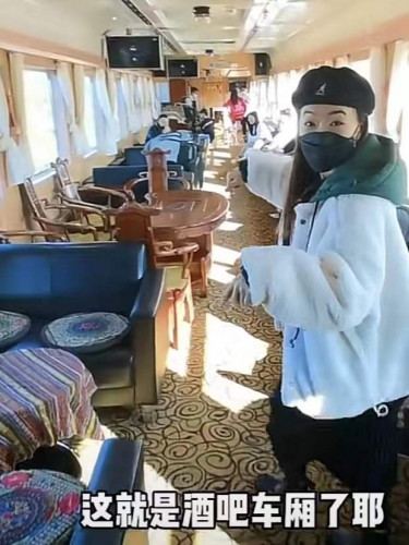 台湾网红到丽江哭了 不是因为坐了大床房卧铺 (4).jpg