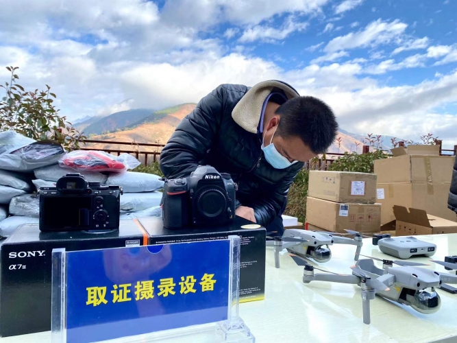丽江市发放总价值600多万元的执法设备   有效推进“十年禁渔”工作 (10).jpg