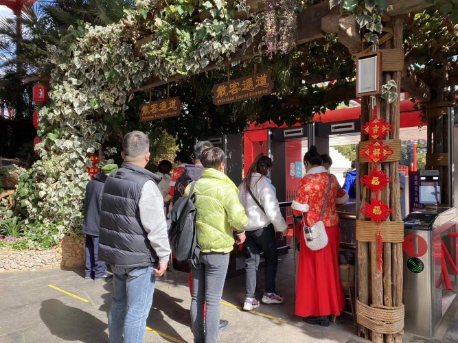 来丽江千古情景区过中国年，纳西祈年 情定丽江！ (7).jpg