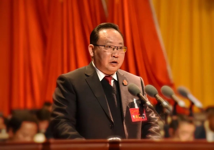市五届人大一次会议举行第二次全体会议