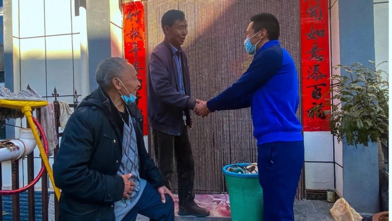 永胜县消防救援支队护送迷失七旬老人回家过“元宵节”