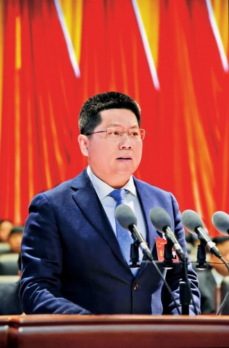 市五届人大一次会议胜利闭幕