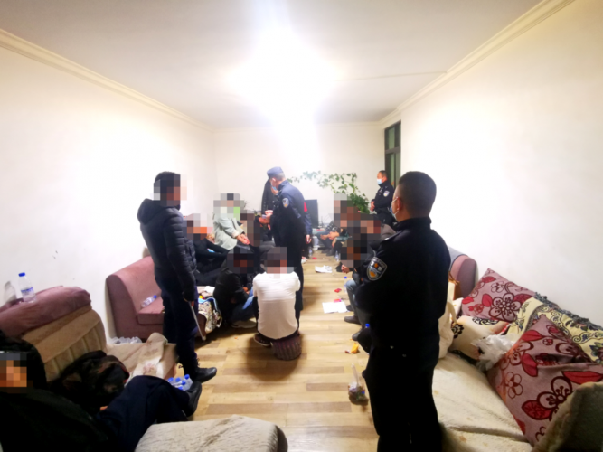 永胜警方查获18人聚众赌博