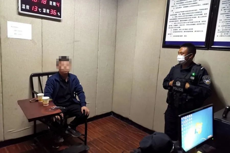 逃犯旅游“打卡”泸沽湖，始料未及落法网