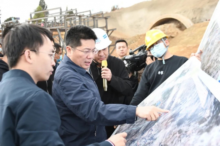 苏永忠调研丽江重点项目建设情况