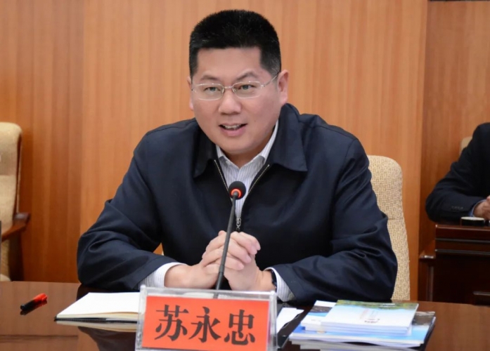 市人民政府与云投集团进行座谈