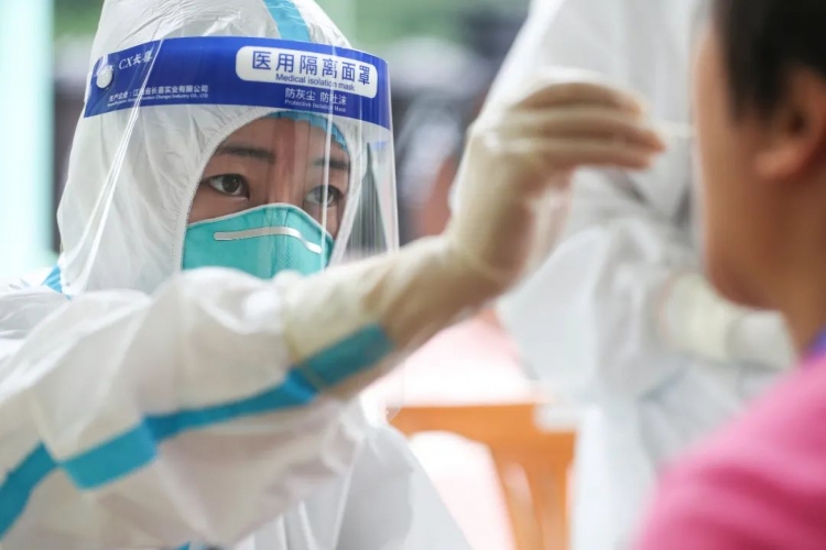 单人单检不超过28元！云南再次下调核酸检测费用.jpg