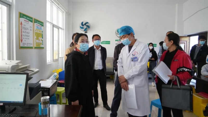 市政协副主席李渝丽到永胜县调研慢性病管理工作.jpg