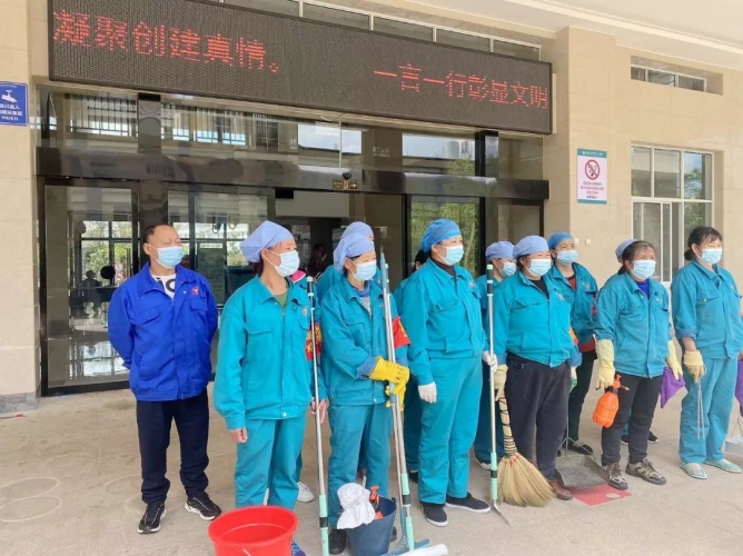 凝心创卫！抗疫有我！玉龙县人民医院开展爱国卫生月活动