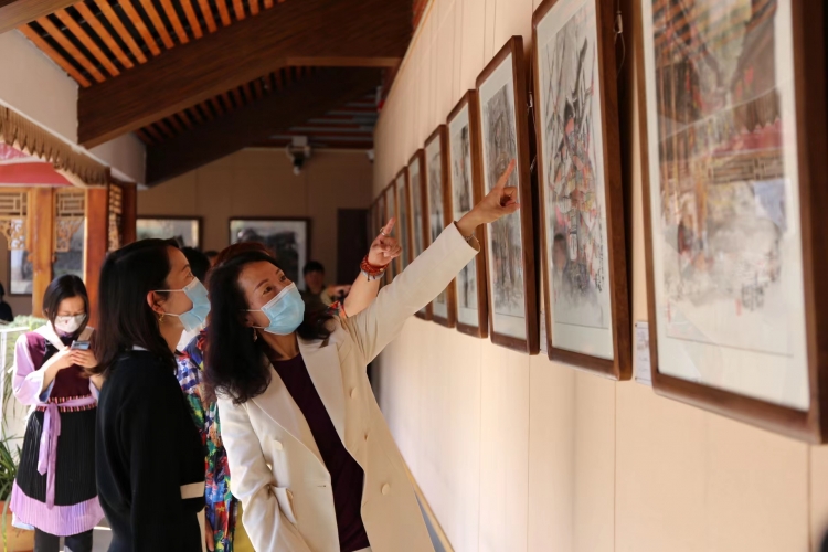 “文化丽江——王亚臣画丽江个人画展”在丽江市博物院开展 (5).jpg