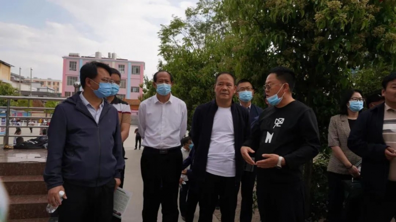 市政协调研组到永胜县专题调研教育工作.jpg