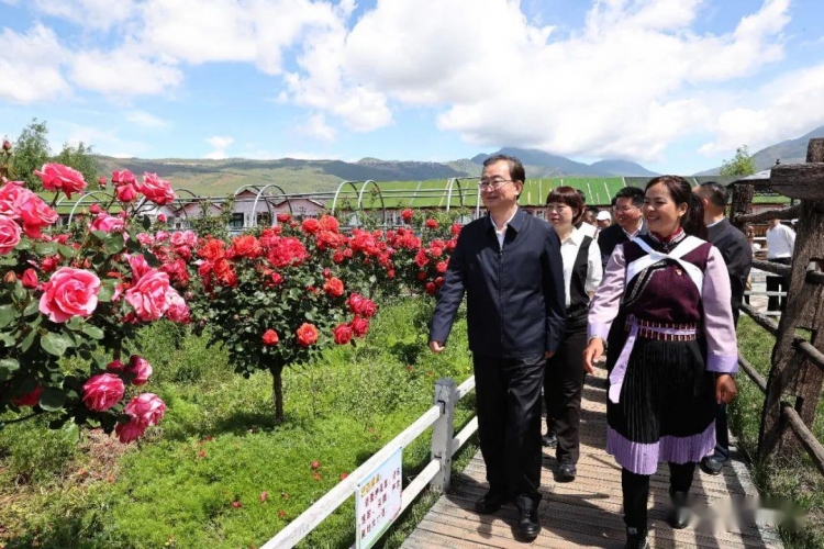 王宁在丽江市迪庆州调研时强调：建好滇中引水工程 助力地方经济发展 造福广大人民群众3.jpg
