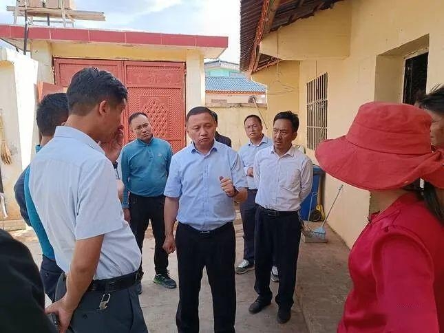 张伟到新营盘乡调研.jpg
