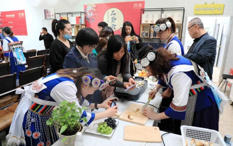 2022年丽江松茸启动会举行