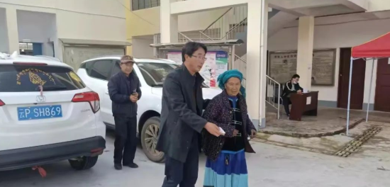 居全市第一！宁蒗县为1000多名60岁以上人群完成疫苗接种工作