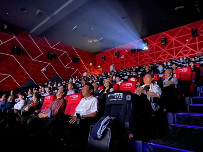 丽江取景 丽江人导演  电影《红麦》院线上映  期待与你影院相见！ (3).jpg