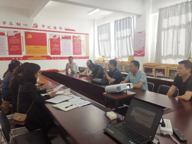 丽江市卫健委组织党务干部到丽江师专党委学习交流