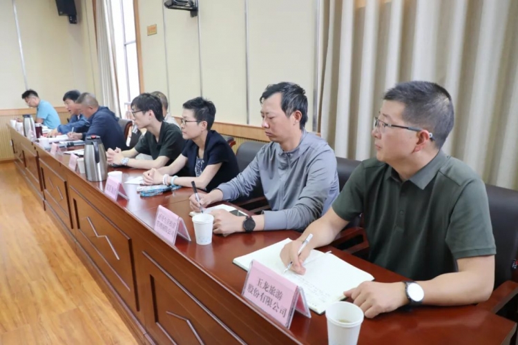  玉龙县召开乡村振兴示范点建设推进会