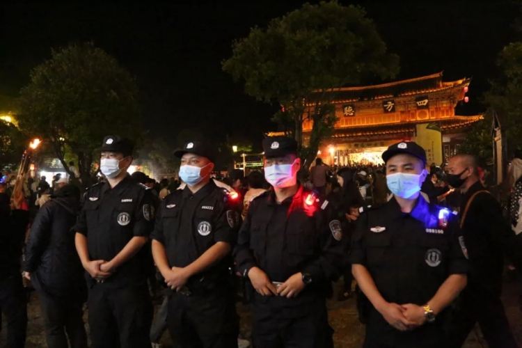 丽江公安当好群众“守夜人” 让我们的城市更安全