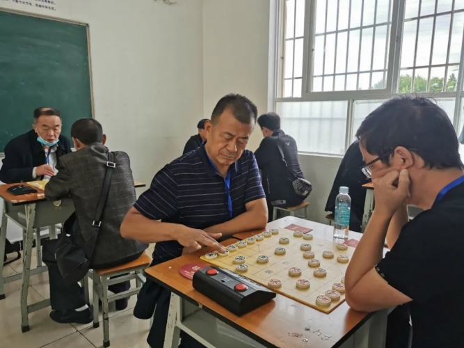 丽江市 2022 年象棋邀请赛举行 棋手王志槐夺得第一名