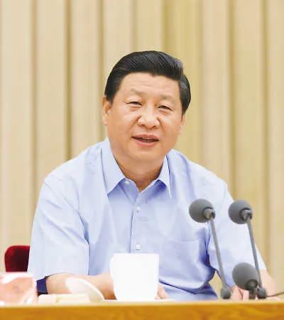 习近平：以时代新风塑造和净化网络空间
