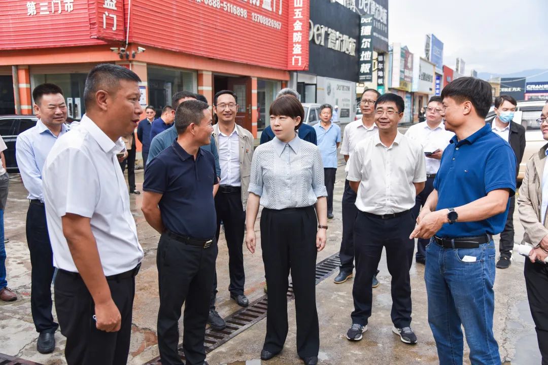浦虹调研督导创文工作时强调：全民参与 持续发力 努力建设宜居宜业大美文明丽江