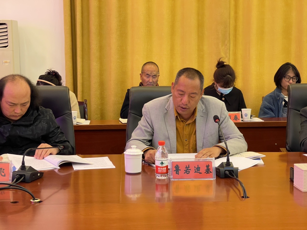 丽江文艺大咖齐聚一堂，共话张桂梅铸魂育人精神 (6).JPG