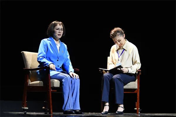 话剧《桂梅老师》喜获第十七届文华奖文华大奖