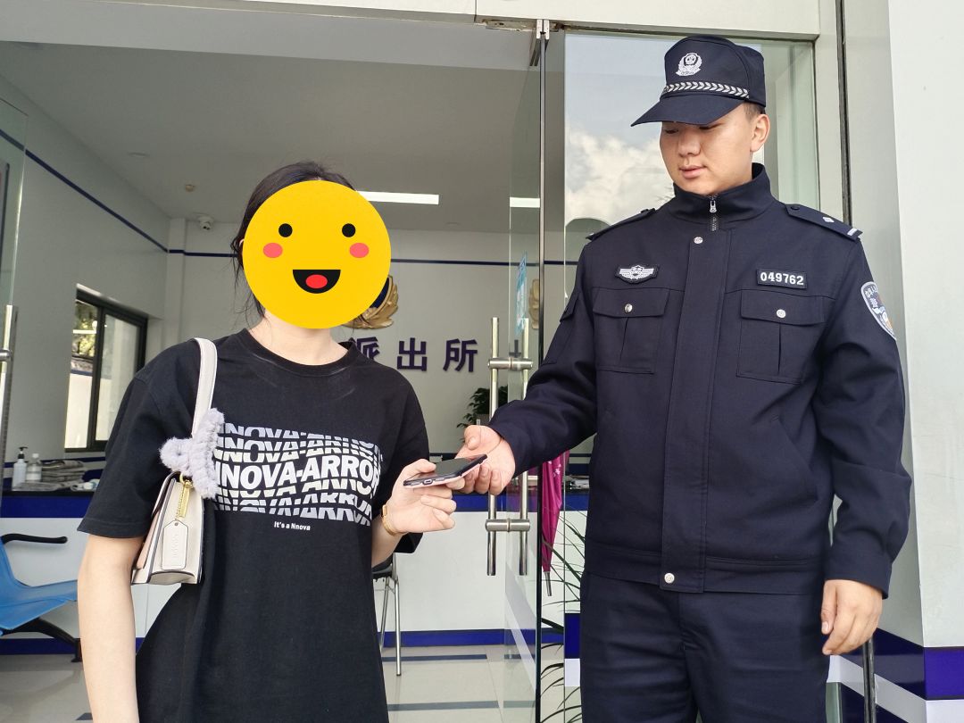 找钱包、找手机、找小孩~丽江古城公安为民服务样样都在行！ (3).jpg