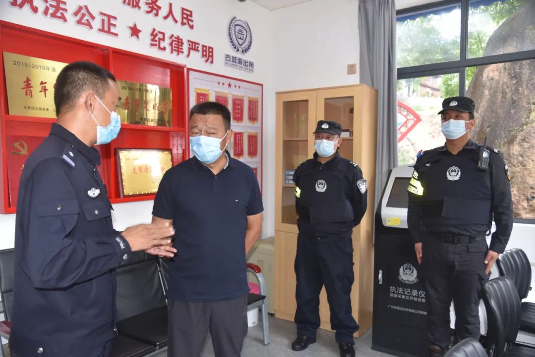 苏武：防风险、保安全、护稳定！全力以赴做好党的二十大安保维稳工作.jpg