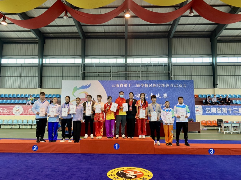 “十八般武艺”亮相丽江 民族武术赛场上巅峰对决 (4).JPG