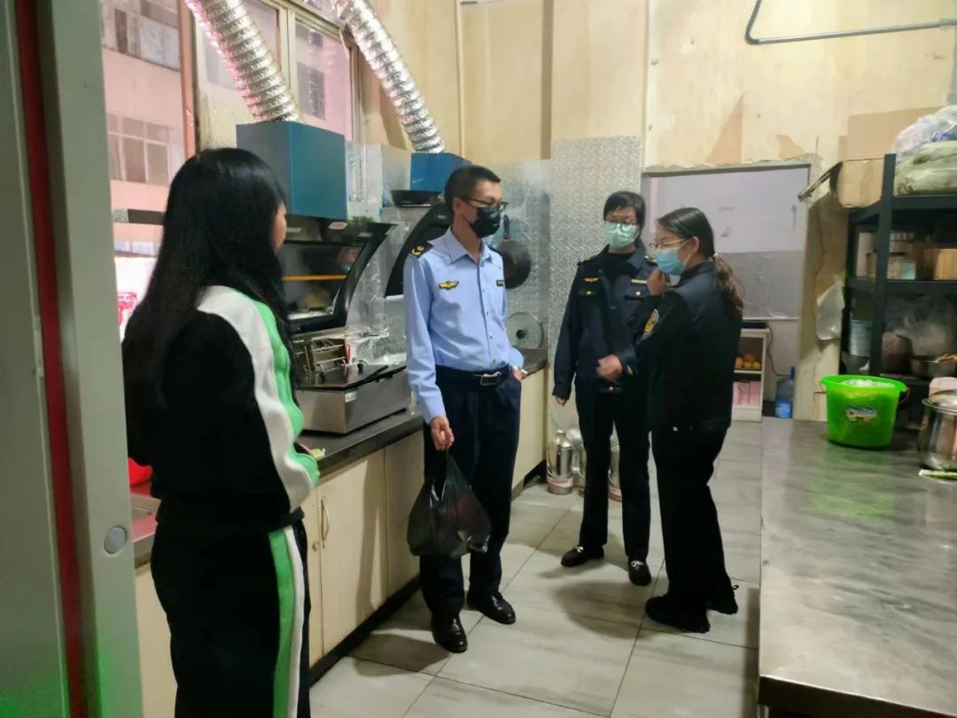永胜全力加强市场监管领域疫情防控工作
