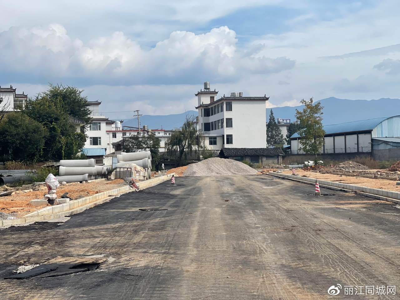 通行更方便，实验学校旁一条东西向道路即将修通 (6).jpg