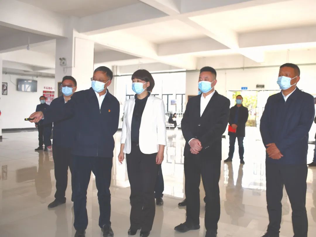 浦虹在丽江师专宣讲党的二十大精神