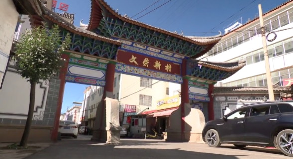 江泽民同志永远活在我们心中——我市干部群众深切缅怀江泽民同志.png