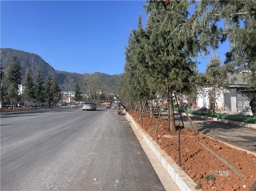 长水至拉市道路建设春节前有望通车 (1).jpg
