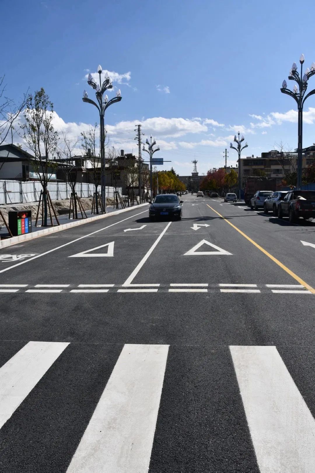 荣华中路、西安路、昌洛路、中济路南段、安康巷，荣华片区市政路网建设工程建成通车！3.jpg