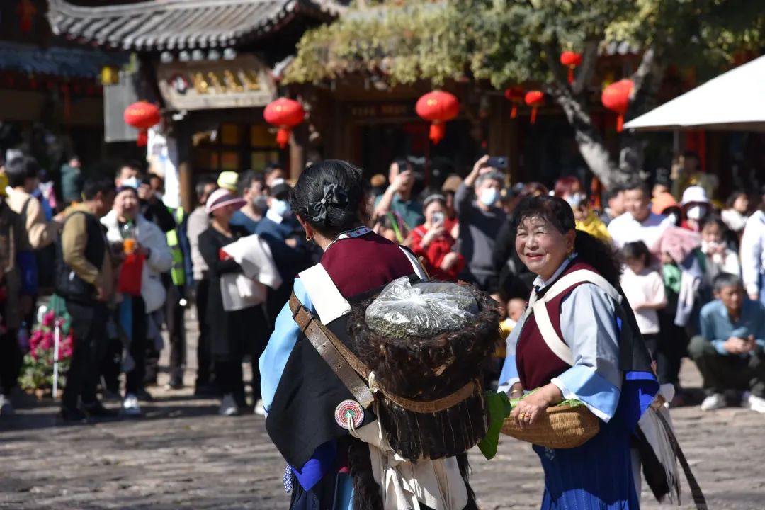 穿越丽江时光 四方街传统生活风貌情境展演 体验民族文化