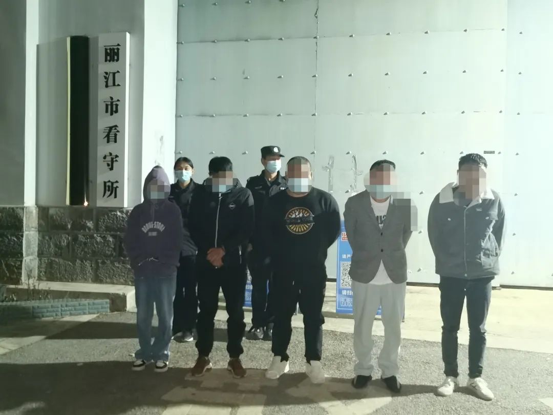 古城警方抓获“帮信”违法犯罪嫌疑人16名 查获涉案银行卡52张.jpg
