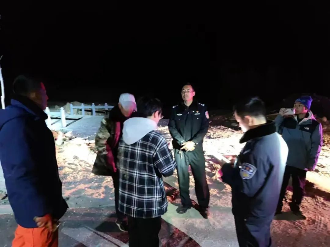 父亲从湖南报警求助“儿子徒步雪山失联” (2).png