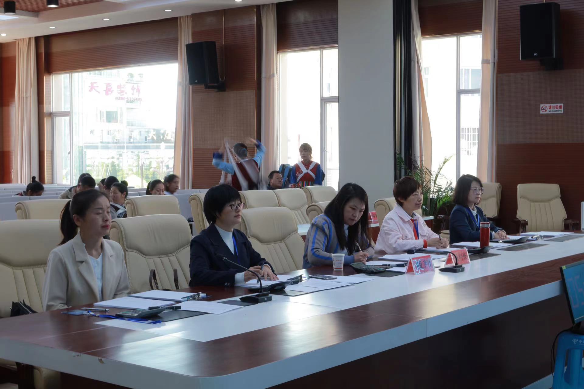 大展风采！丽江市2023年职业技能竞赛导游（讲解员）组、客房服务组进行初赛 (2).jpg