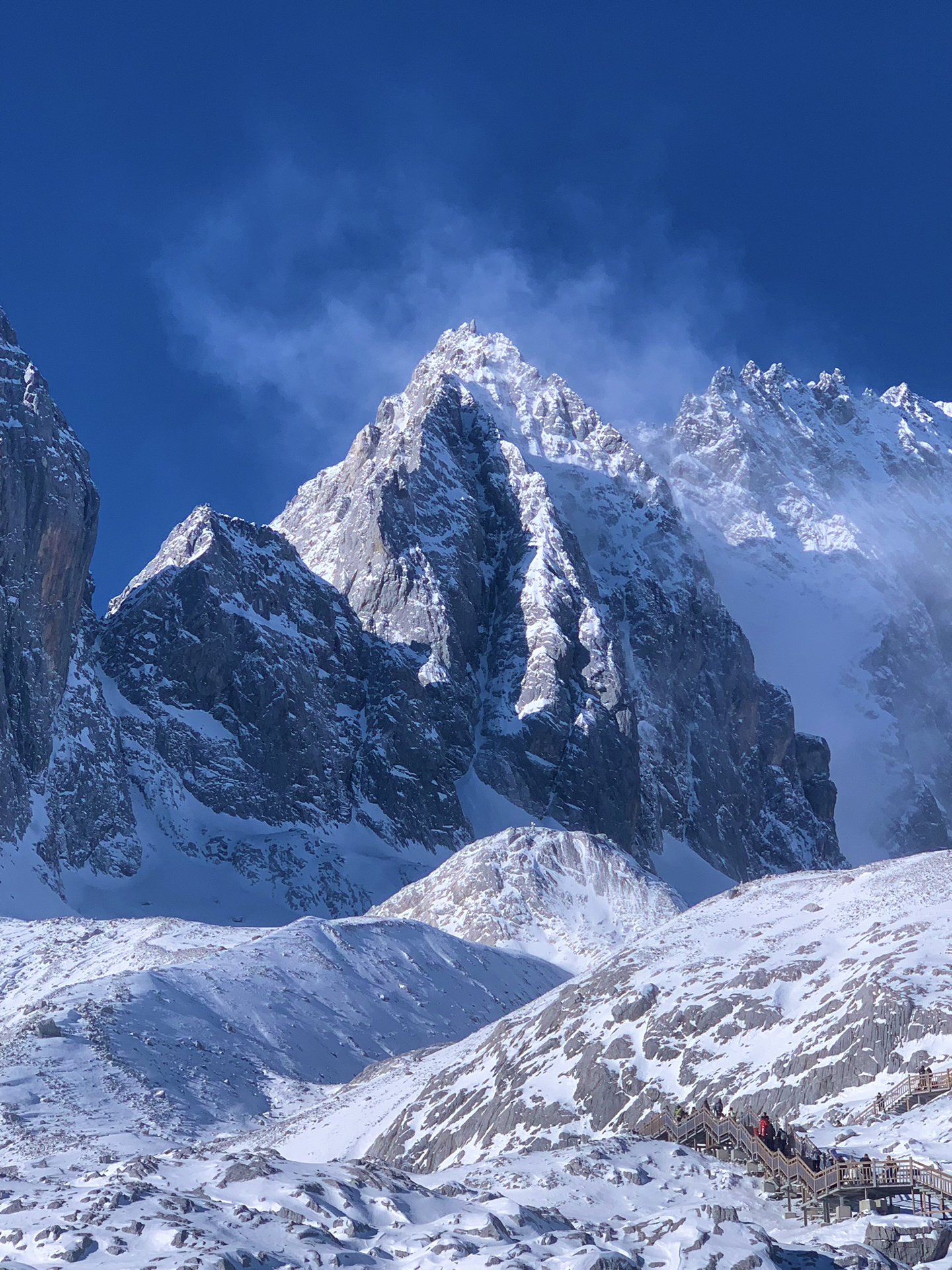 雪山1.jpeg