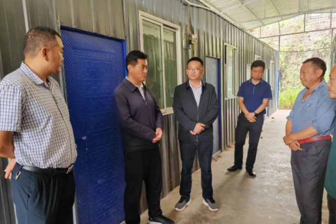 华坪县扎实做好防汛、安全防范、地质灾害防治等工作.png