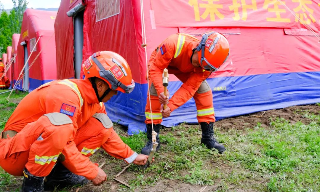 丽江市森林消防支队2023年第二季度野外驻训正式拉开帷幕 (2).jpg