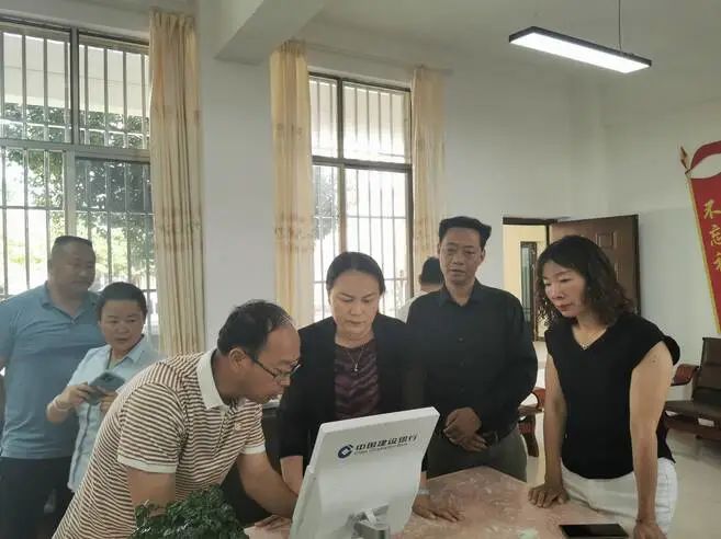 永胜县在全市率先挂牌设立医保服务站（点） (1).jpg